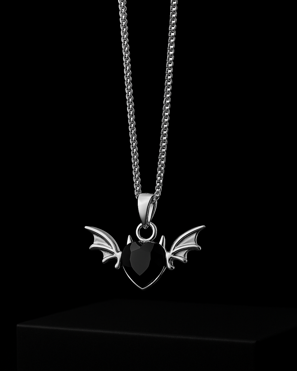 Nocturne Pendant with Chain