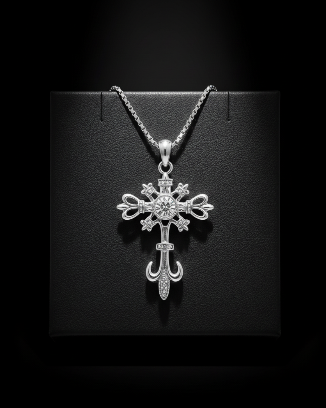 Reign Pendant with Chain